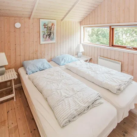 3 Bedroom Cozy Home In Samso Onsbjerg