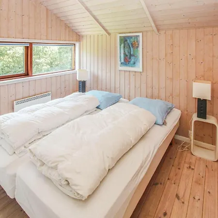 3 Bedroom Cozy Home In Samso Onsbjerg
