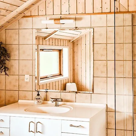 3 Bedroom Cozy Home In Samso * Onsbjerg